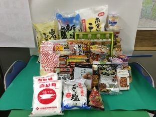 10月のおもちよりいただいた食品の写真