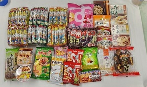 寄付された食品の写真